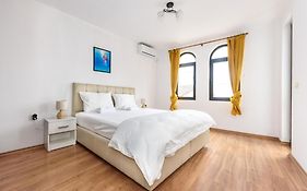 La Vista 1